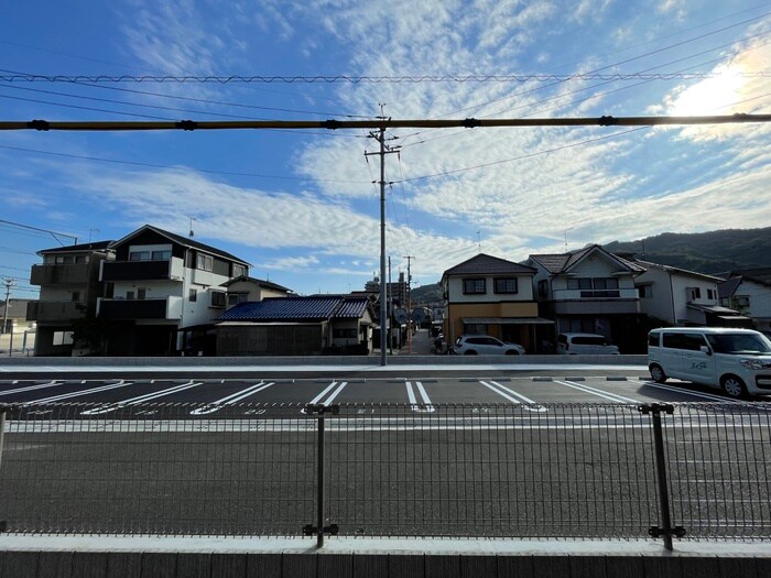 物件内観写真22　(室内からの展望)