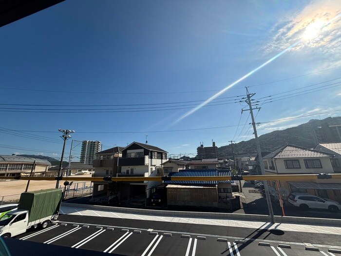 物件内観写真22　(室内からの展望)