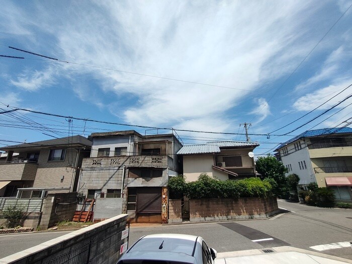 物件内観写真15　(室内からの展望)