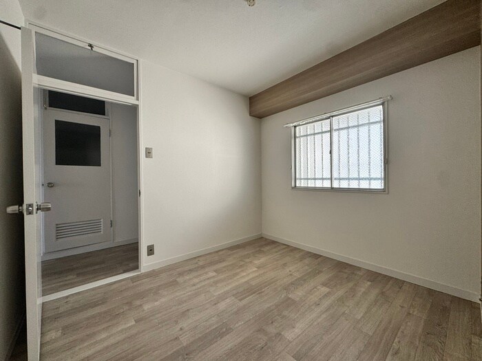 物件内観写真18　(居室)