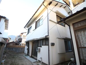 荒木様貸家外観写真