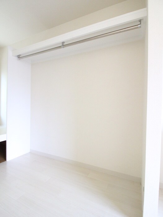 物件内観写真10　(収納)