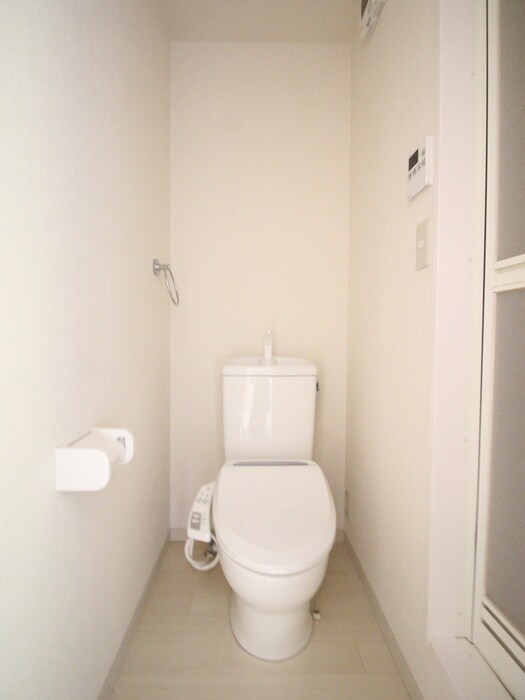 物件内観写真14　(トイレ)