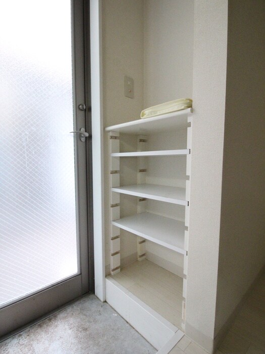 物件内観写真20　(玄関)