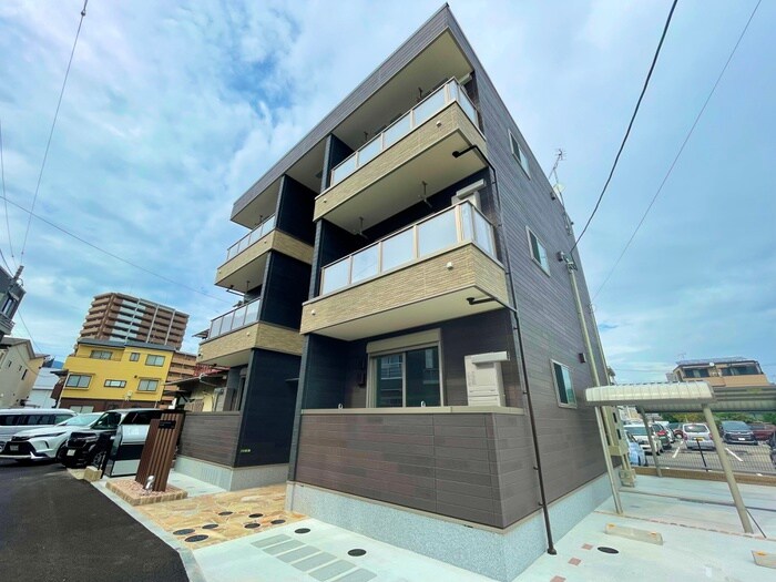 物件外観写真1　(外観写真)