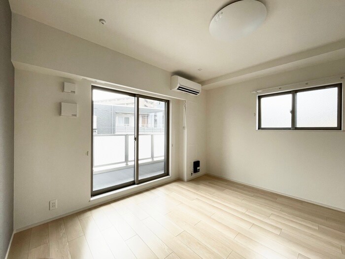 物件内観写真10　(居室)