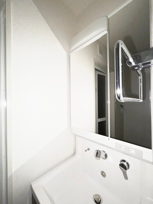 物件内観写真12　(洗面)