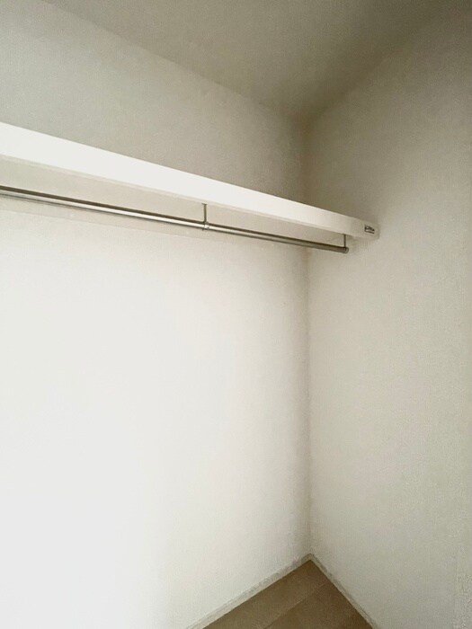 物件内観写真16　(収納)