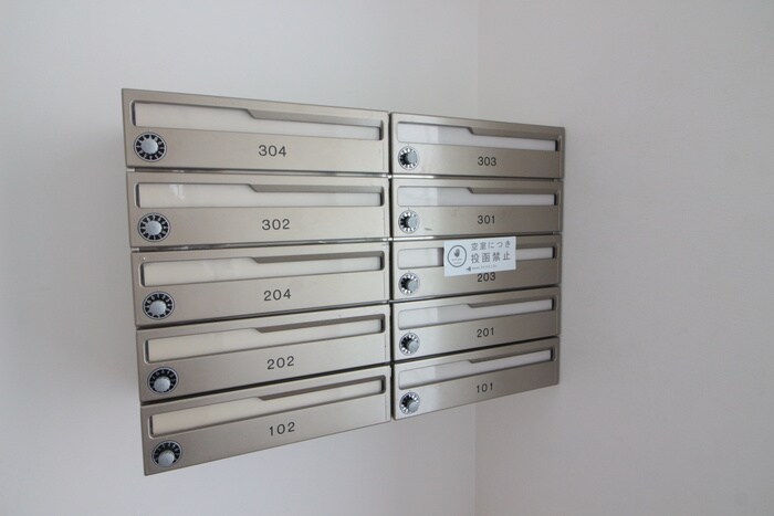 物件外観写真4　(建物設備)