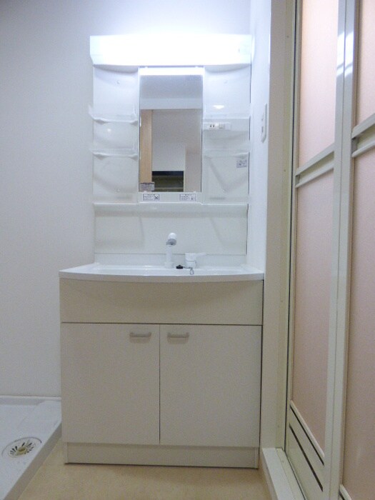 物件内観写真11　(洗面)