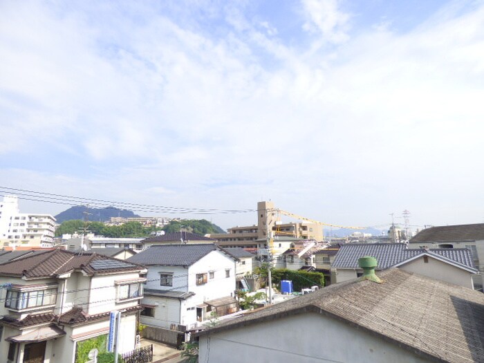 物件内観写真14　(室内からの展望)