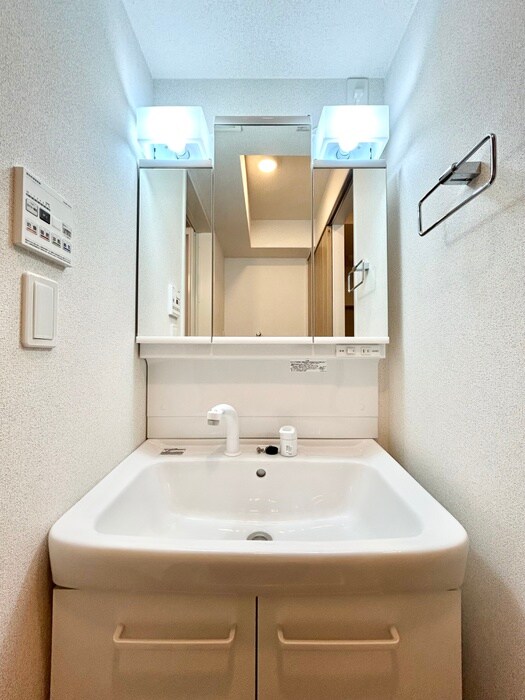 物件内観写真6　(洗面)