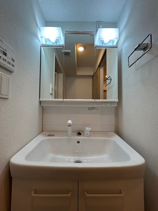 物件内観写真10　(洗面)