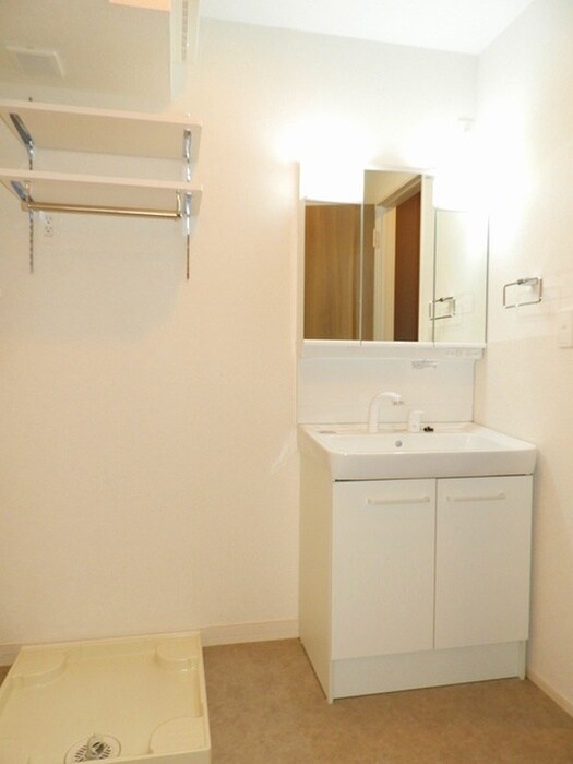物件内観写真11　(洗面)