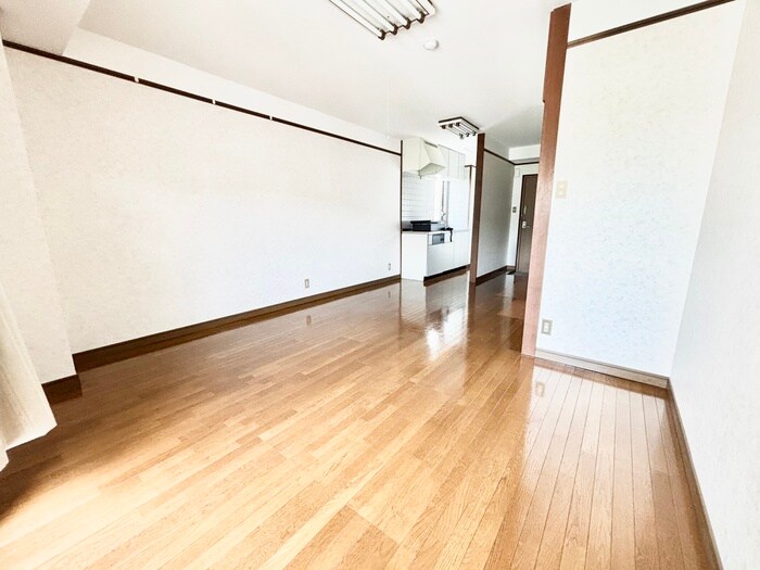 物件内観写真6　(居室)