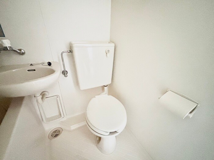 物件内観写真9　(トイレ)