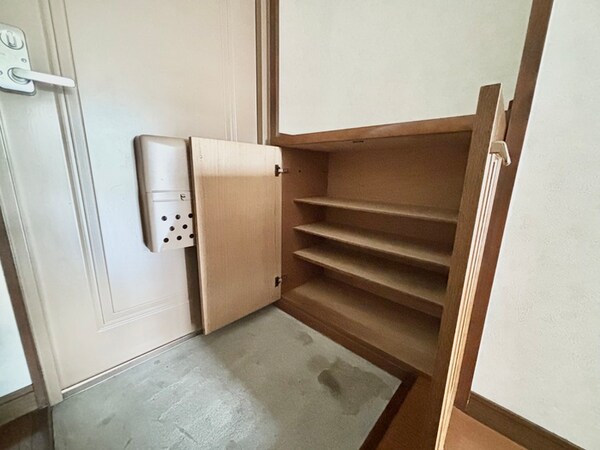 靴箱