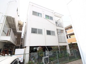 第３荒木ビル外観写真