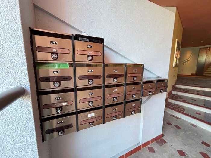 物件外観写真4　(建物設備)