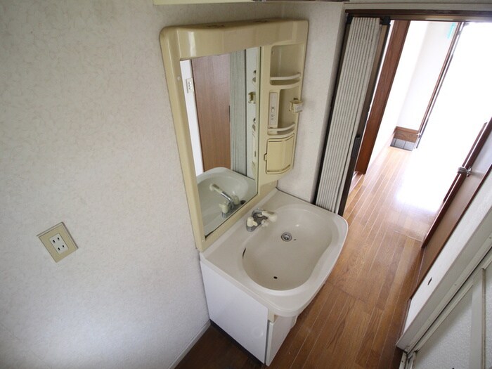 物件内観写真11　(洗面)