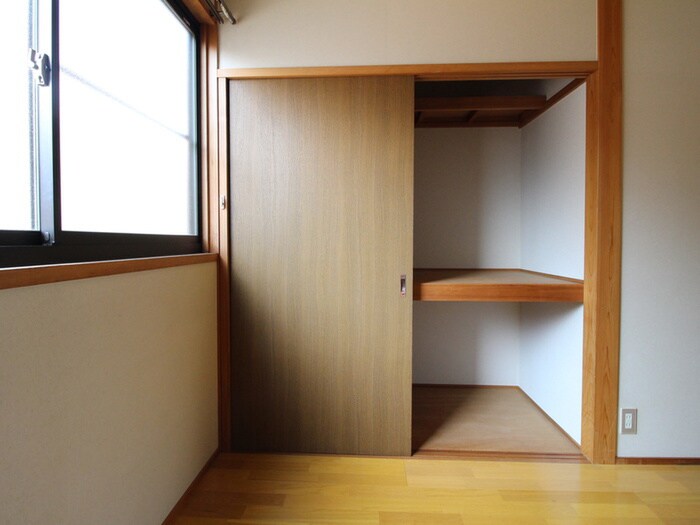 物件内観写真13　(収納)