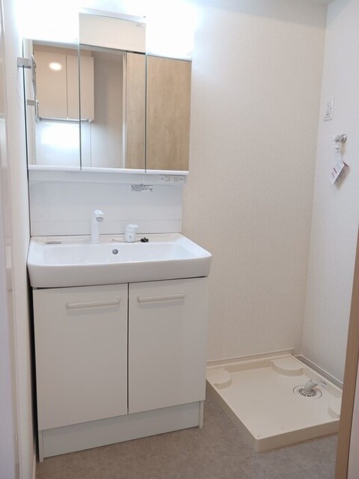 物件内観写真6　(洗面)