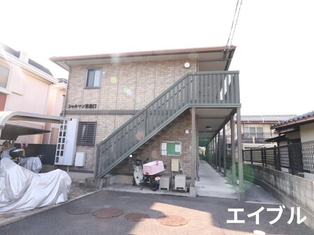 シャルマン宮島口外観写真