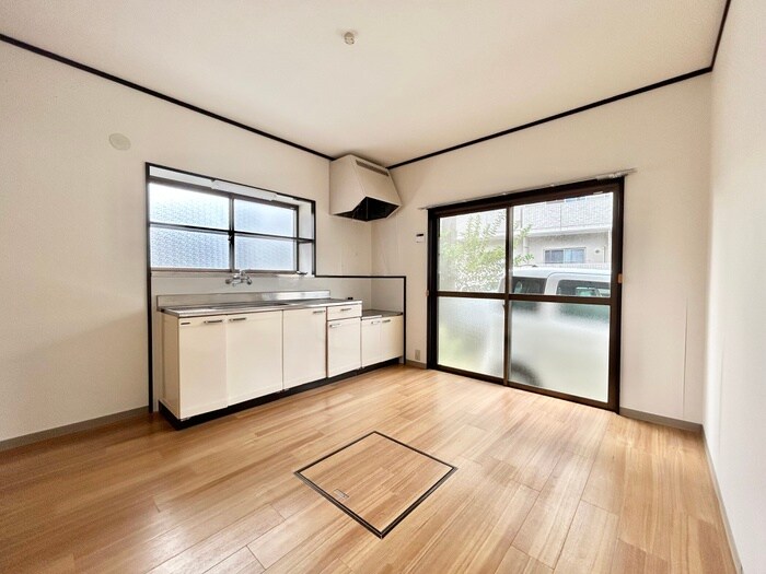 物件内観写真8　(居室)