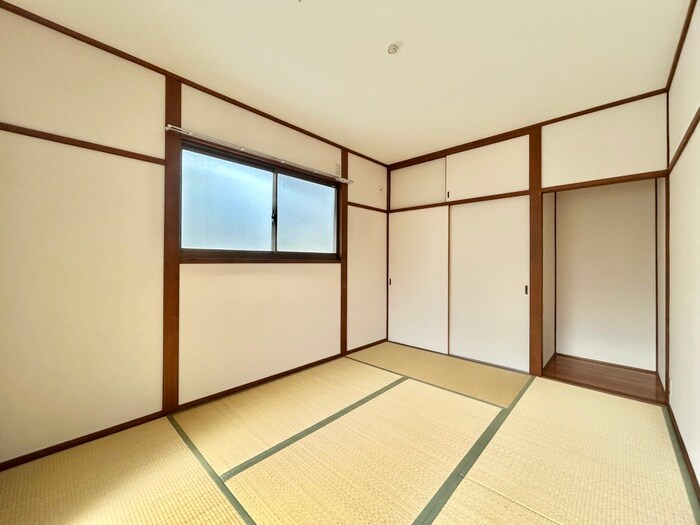 物件内観写真10　(居室)