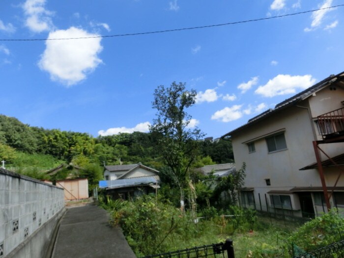 物件内観写真14　(室内からの展望)