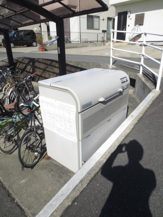 物件外観写真4　(建物設備)