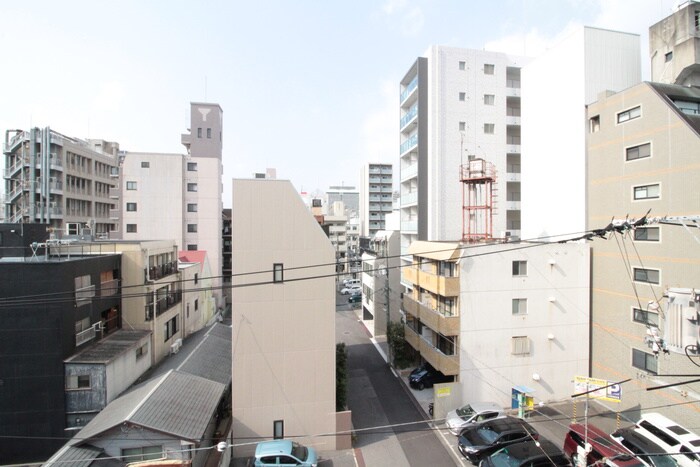 物件内観写真16　(室内からの展望)