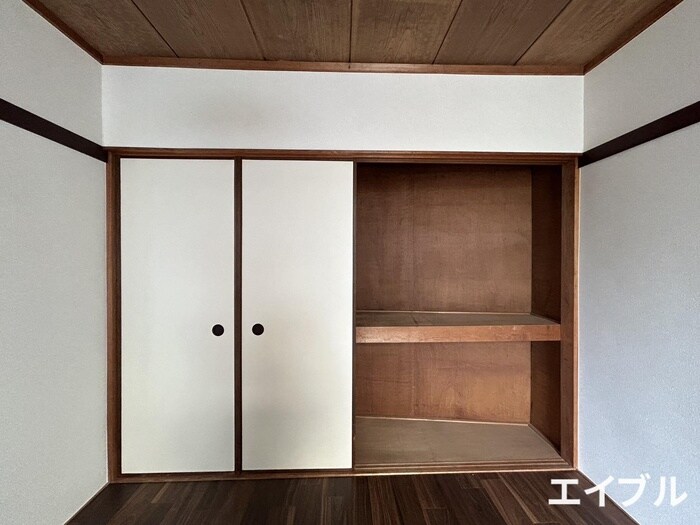 物件内観写真9　(収納)