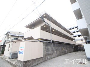 ホワイトコ－ポ外観写真