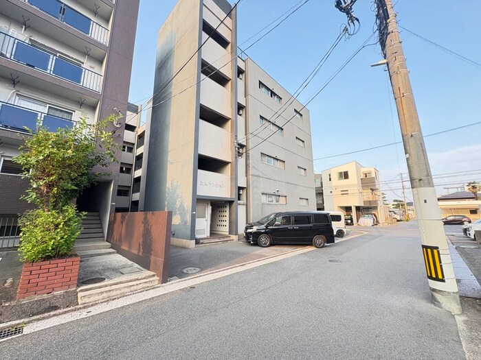 物件外観写真6　(外観写真)