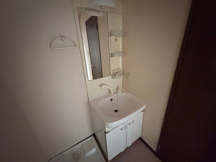 物件内観写真11　(洗面)