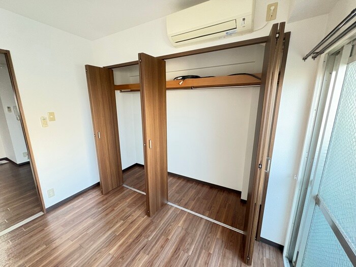 物件内観写真12　(収納)