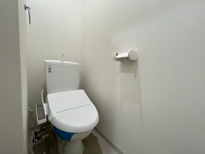 物件内観写真14　(トイレ)