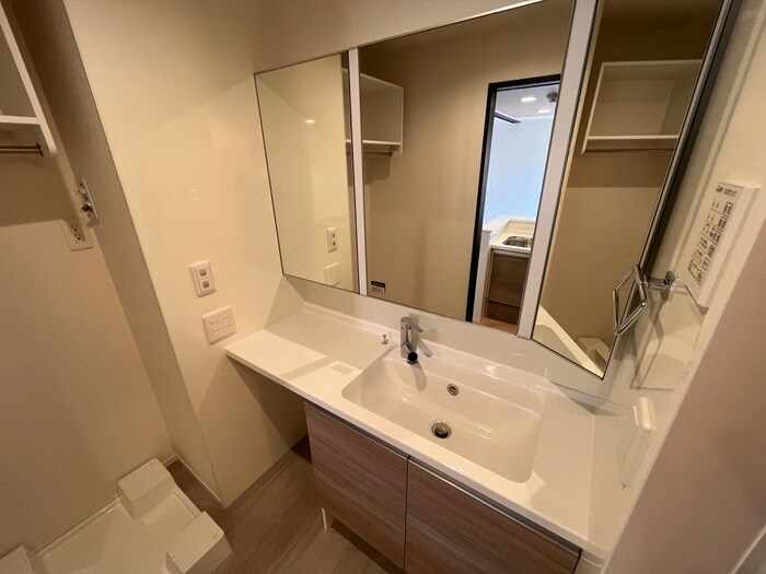 物件内観写真11　(洗面)