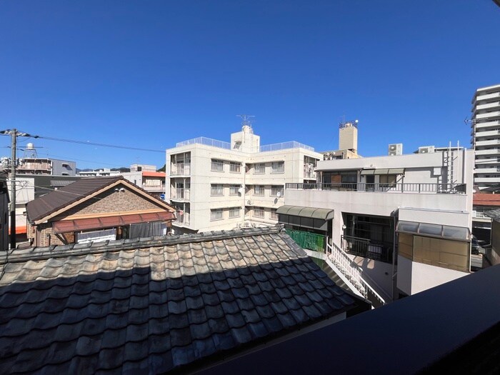 物件内観写真16　(室内からの展望)