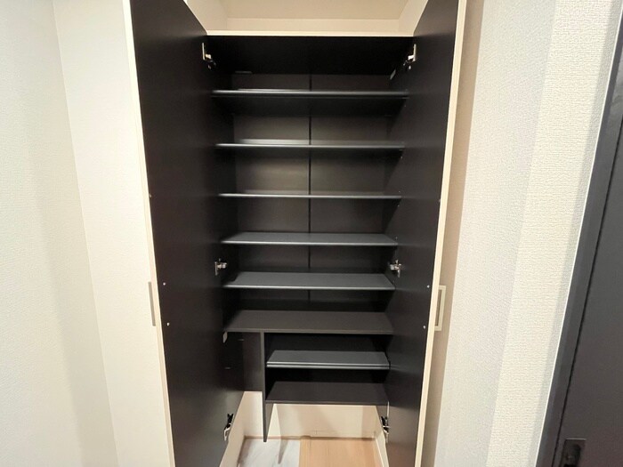 物件内観写真17　(靴箱)