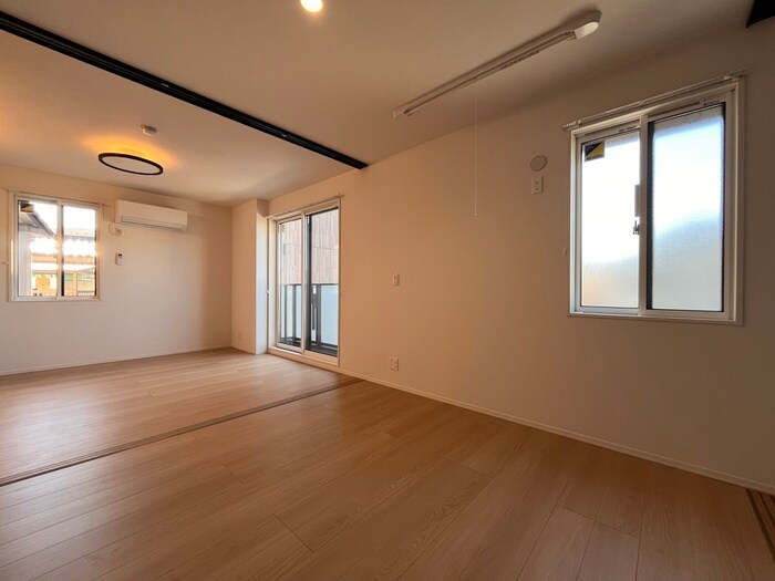 物件内観写真19　(居室)