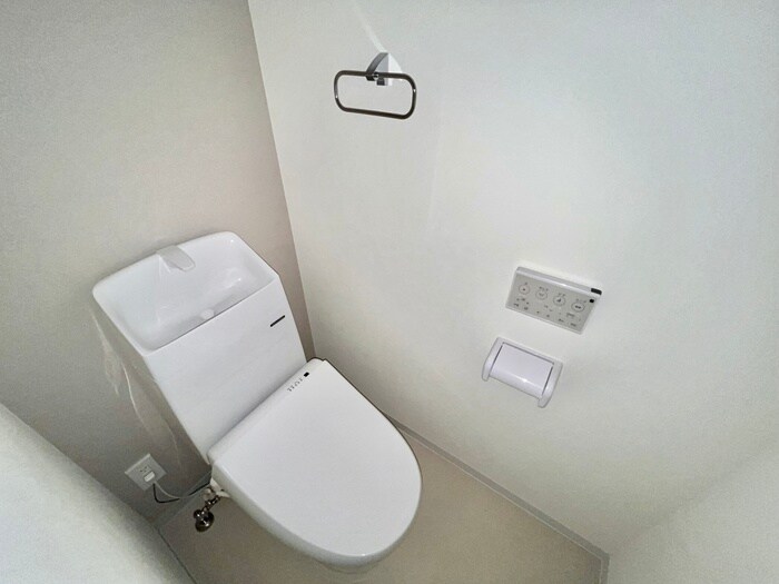 物件内観写真10　(トイレ)