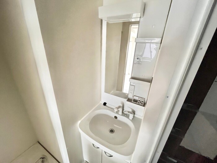 物件内観写真10　(洗面)