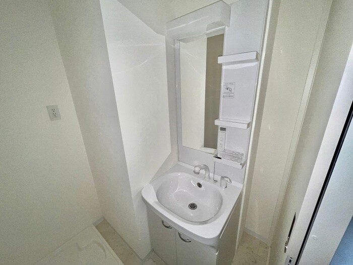 物件内観写真11　(洗面)