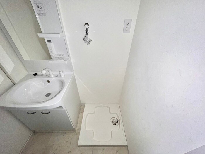 物件内観写真14　(洗濯機置場)