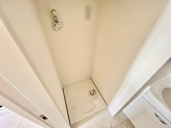 物件内観写真19　(洗濯機置場)