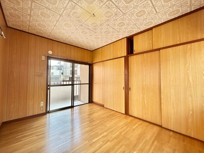 物件内観写真3　(居室)