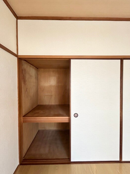 物件内観写真10　(収納)