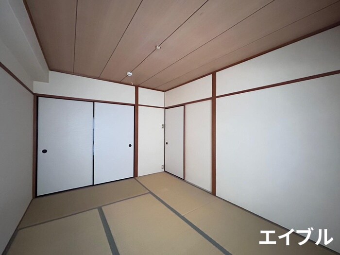 物件内観写真9　(居室)